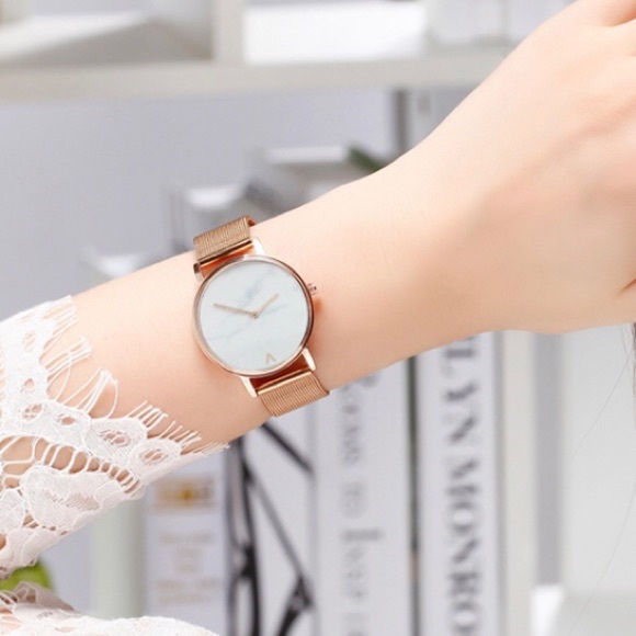 ๐๐ GIULIA Marble Face Watch - Picture 6 of 7